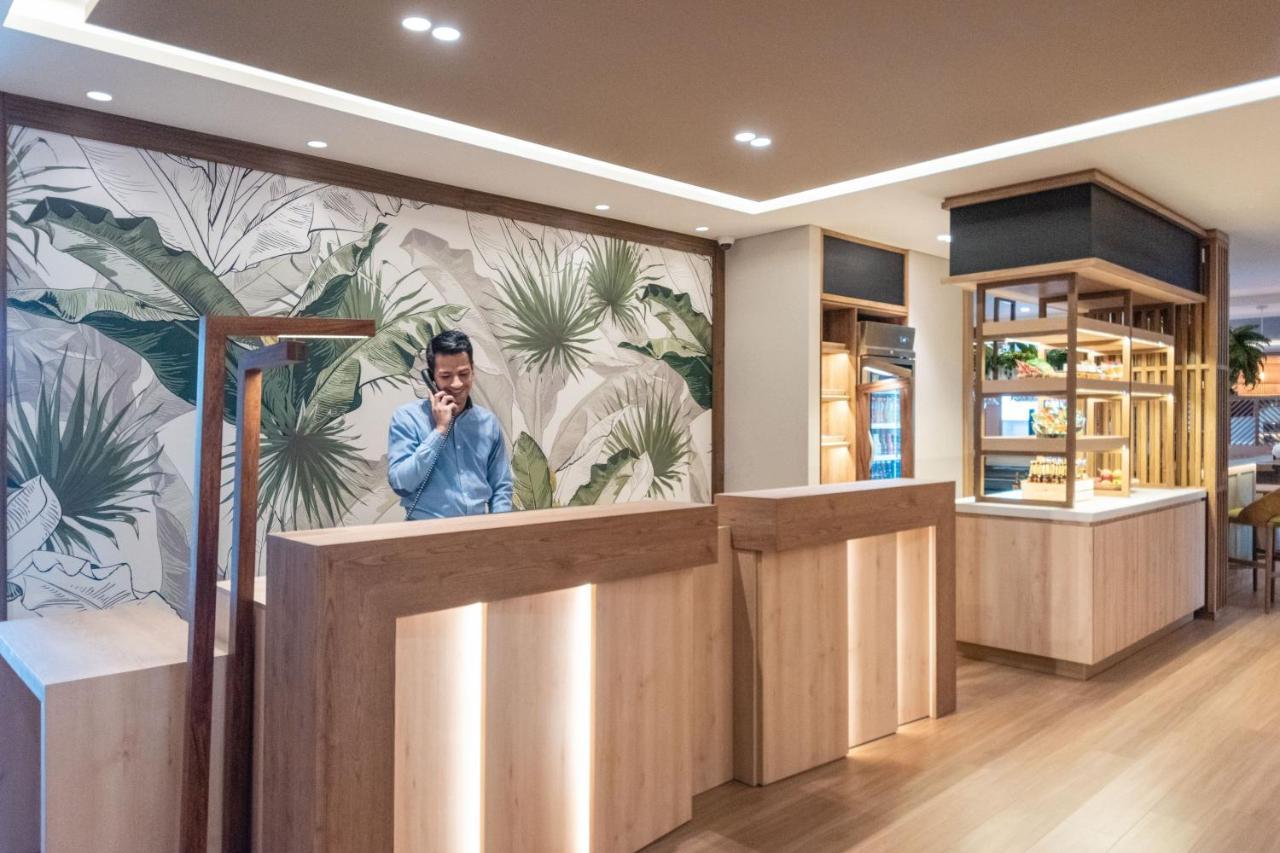 Hotel Fairfield By Marriott Medellin Sabaneta à Itagüí Extérieur photo